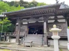 微妙寺の本殿