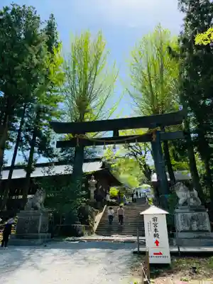 諏訪大社上社前宮(長野県)