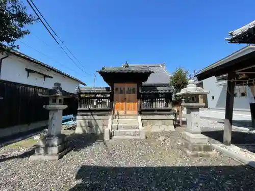 中多良神社の{uncategorized: "未分類", other: "その他", undefined: "問題あり", building: "その他建物", grave: "お墓", sacred_gate: "鳥居", guardian: "狛犬", statue: "像", buddha: "仏像", history: "歴史", nature: "自然", garden: "庭園", animal: "動物", pagoda: "塔", temizu: "手水舎", mountain_gate: "山門・神門", sanctuary: "本殿・本堂", subordinate: "末社・摂社", art: "芸術", scenery: "景色", jizo: "地蔵", ema: "絵馬", goshuin: "御朱印", omikuji: "おみくじ", items: "授与品その他", amulet: "お守り", goshuincho: "御朱印帳", eats: "食事", festival: "お祭り", votive_dance: "神楽", shichigosan: "七五三参", wedding: "結婚式", experience: "体験その他", initially: "初詣", around: "周辺", anti_infection: "感染症対策"}