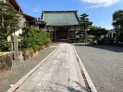 実相寺の本殿・本堂