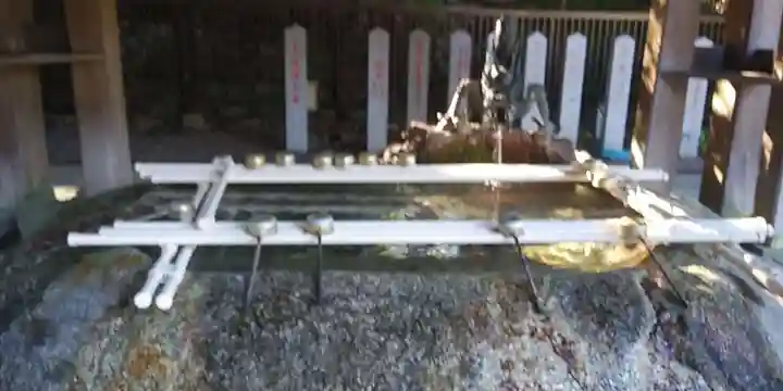 近江神宮の手水舎