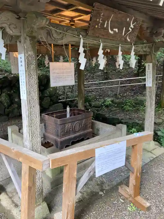 宝登山神社の手水舎