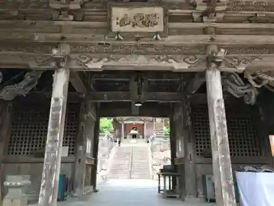 明石寺の山門・神門