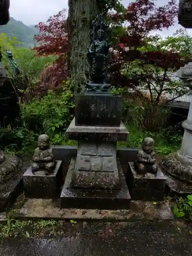 金剛山瑞峯寺(金剛不動尊) の仏像