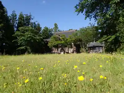 八幡神社の庭園