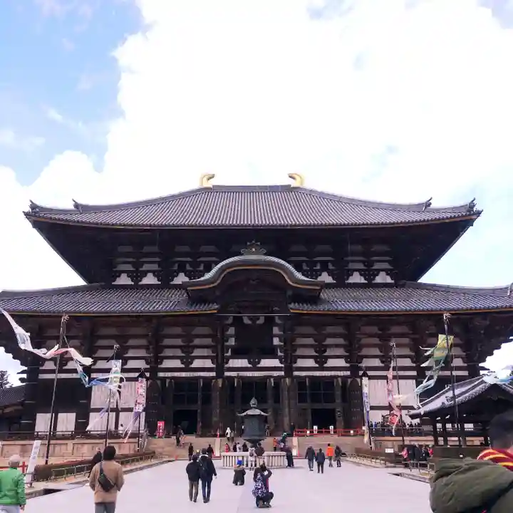 東大寺の本殿・本堂