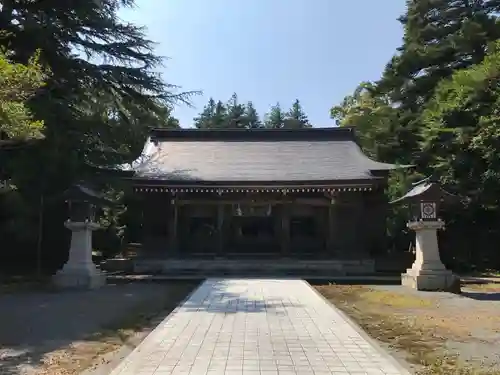 名和神社の本殿