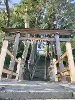玉瀧神社の{uncategorized: "未分類", other: "その他", undefined: "問題あり", building: "その他建物", grave: "お墓", sacred_gate: "鳥居", guardian: "狛犬", statue: "像", buddha: "仏像", history: "歴史", nature: "自然", garden: "庭園", animal: "動物", pagoda: "塔", temizu: "手水舎", mountain_gate: "山門・神門", sanctuary: "本殿・本堂", subordinate: "末社・摂社", art: "芸術", scenery: "景色", jizo: "地蔵", ema: "絵馬", goshuin: "御朱印", omikuji: "おみくじ", items: "授与品その他", amulet: "お守り", goshuincho: "御朱印帳", eats: "食事", festival: "お祭り", votive_dance: "神楽", shichigosan: "七五三参", wedding: "結婚式", experience: "体験その他", initially: "初詣", around: "周辺", anti_infection: "感染症対策"}