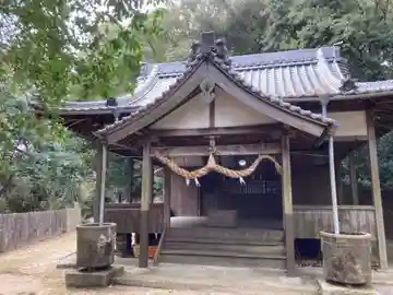紀貫之社の本殿・本堂