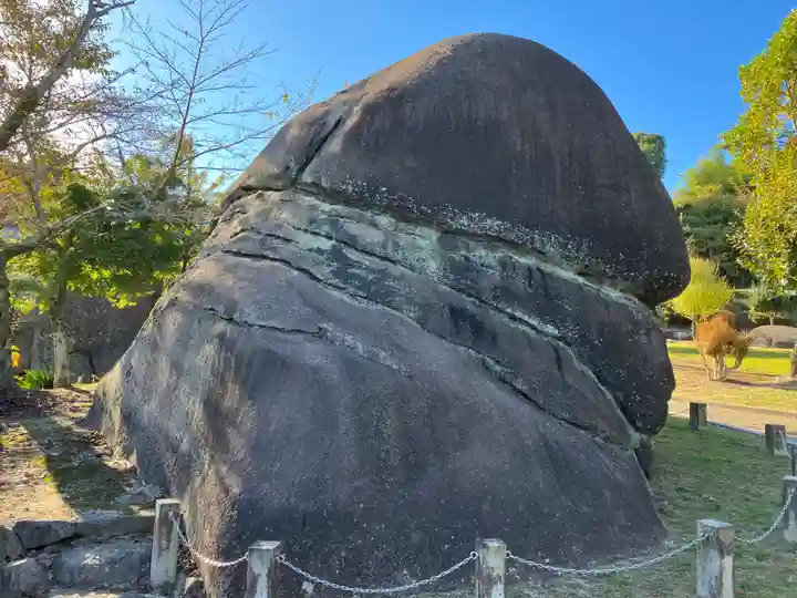 女夫岩神社(岐阜県)
