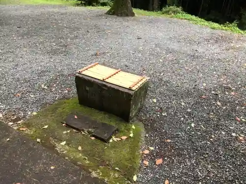 日岳五社神宮の手水舎