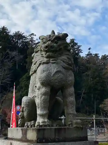 茨城縣護國神社の狛犬