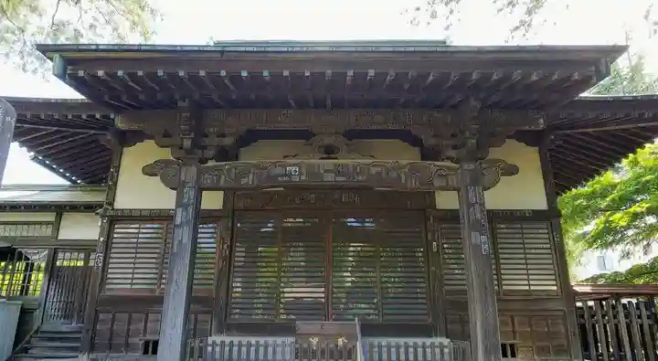 実蔵院の本殿・本堂