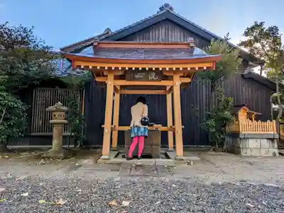 深田神社の手水舎