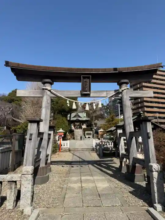 鹿島神社の{uncategorized: "未分類", other: "その他", undefined: "問題あり", building: "その他建物", grave: "お墓", sacred_gate: "鳥居", guardian: "狛犬", statue: "像", buddha: "仏像", history: "歴史", nature: "自然", garden: "庭園", animal: "動物", pagoda: "塔", temizu: "手水舎", mountain_gate: "山門・神門", sanctuary: "本殿・本堂", subordinate: "末社・摂社", art: "芸術", scenery: "景色", jizo: "地蔵", ema: "絵馬", goshuin: "御朱印", omikuji: "おみくじ", items: "授与品その他", amulet: "お守り", goshuincho: "御朱印帳", eats: "食事", festival: "お祭り", votive_dance: "神楽", shichigosan: "七五三参", wedding: "結婚式", experience: "体験その他", initially: "初詣", around: "周辺", anti_infection: "感染症対策"}