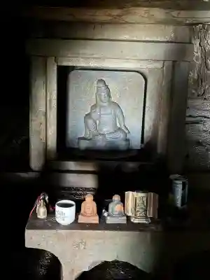 一夜建立の岩屋(高知県)