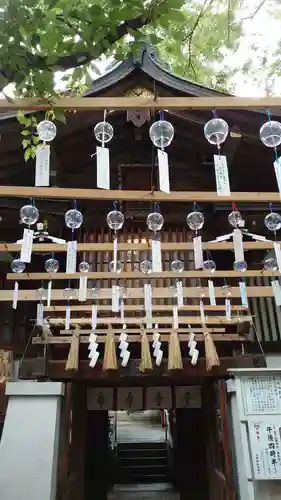 子安神社の山門