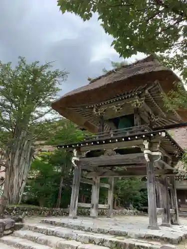 松原山 明善寺の山門