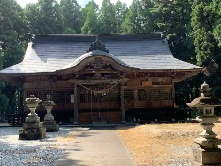 仁井田神社の本殿・本堂