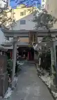 讃岐小白稲荷神社の{uncategorized: "未分類", other: "その他", undefined: "問題あり", building: "その他建物", grave: "お墓", sacred_gate: "鳥居", guardian: "狛犬", statue: "像", buddha: "仏像", history: "歴史", nature: "自然", garden: "庭園", animal: "動物", pagoda: "塔", temizu: "手水舎", mountain_gate: "山門・神門", sanctuary: "本殿・本堂", subordinate: "末社・摂社", art: "芸術", scenery: "景色", jizo: "地蔵", ema: "絵馬", goshuin: "御朱印", omikuji: "おみくじ", items: "授与品その他", amulet: "お守り", goshuincho: "御朱印帳", eats: "食事", festival: "お祭り", votive_dance: "神楽", shichigosan: "七五三参", wedding: "結婚式", experience: "体験その他", initially: "初詣", around: "周辺", anti_infection: "感染症対策"}