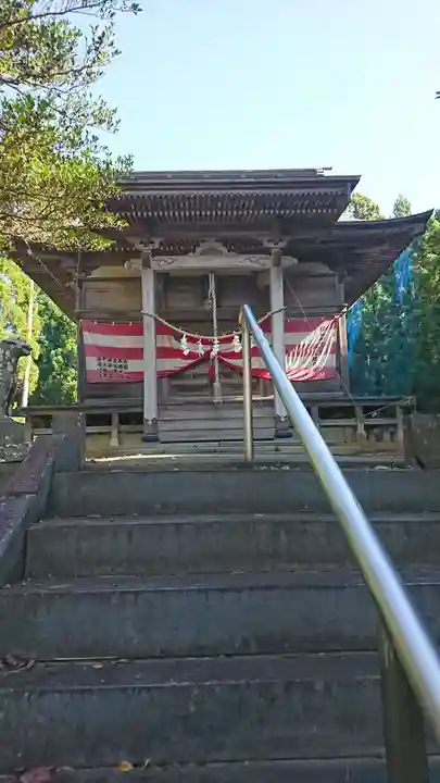 葉山神社の本殿・本堂