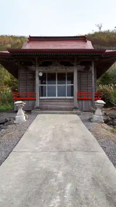 島古丹稲荷神社の本殿