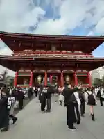 浅草寺の山門・神門