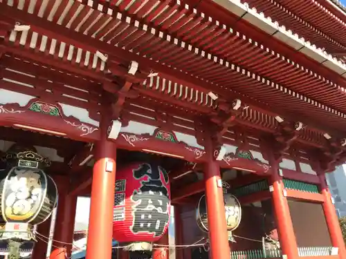 浅草寺の山門・神門