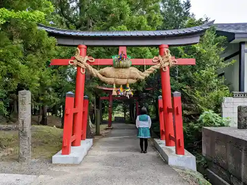 鬼神社の鳥居