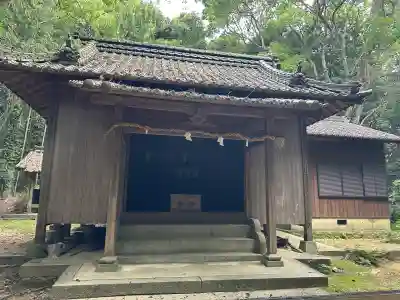 伊加奈志神社の本殿・本堂