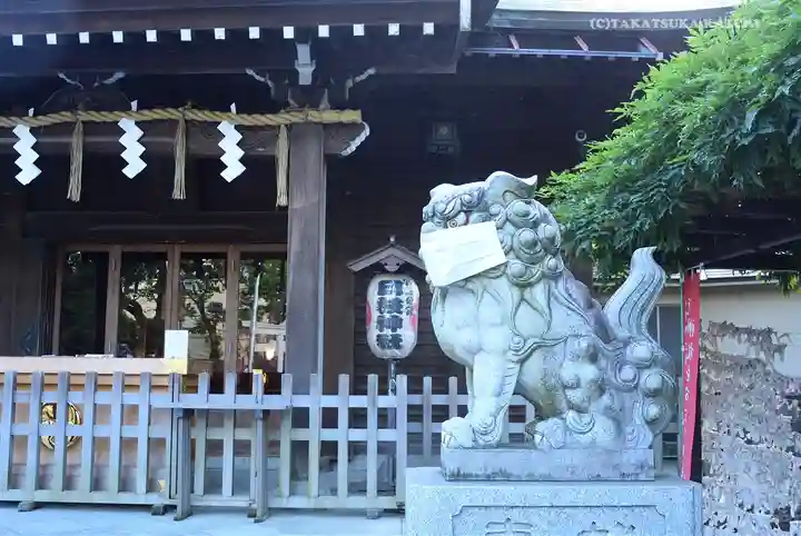 お三の宮日枝神社の狛犬