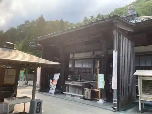 大窪寺の本殿・本堂