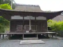 国宝　長寿寺の本殿