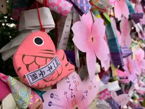 滑川神社 - 仕事と子どもの守り神のおみくじ