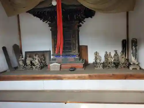 薬師堂（医王寺跡）(群馬県)