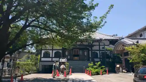 感通寺の{uncategorized: "未分類", other: "その他", undefined: "問題あり", building: "その他建物", grave: "お墓", sacred_gate: "鳥居", guardian: "狛犬", statue: "像", buddha: "仏像", history: "歴史", nature: "自然", garden: "庭園", animal: "動物", pagoda: "塔", temizu: "手水舎", mountain_gate: "山門・神門", sanctuary: "本殿・本堂", subordinate: "末社・摂社", art: "芸術", scenery: "景色", jizo: "地蔵", ema: "絵馬", goshuin: "御朱印", omikuji: "おみくじ", items: "授与品その他", amulet: "お守り", goshuincho: "御朱印帳", eats: "食事", festival: "お祭り", votive_dance: "神楽", shichigosan: "七五三参", wedding: "結婚式", experience: "体験その他", initially: "初詣", around: "周辺", anti_infection: "感染症対策"}