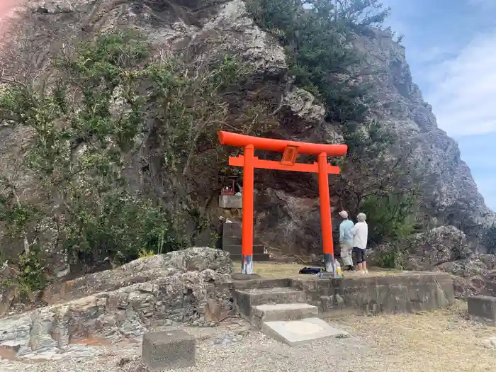 白蛇弁天(弁天島)の鳥居