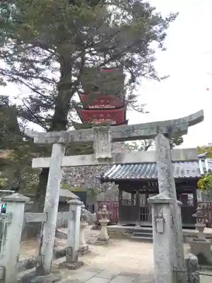 荒胡子神社の鳥居