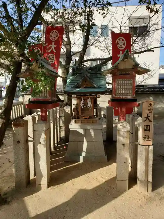 岩屋神社の末社・摂社