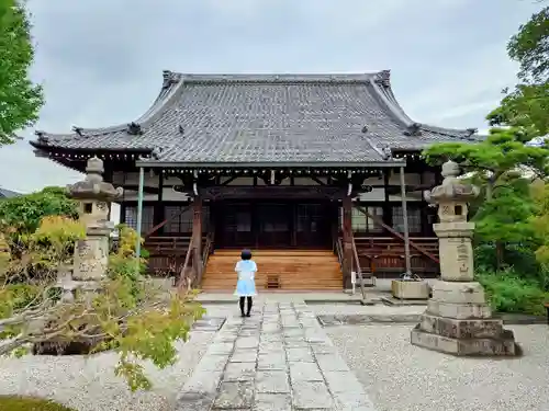 高布山 金勝寺の本殿・本堂