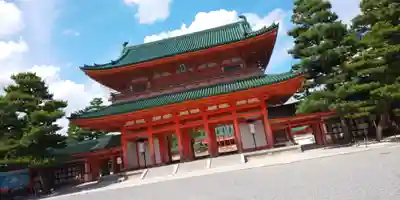 平安神宮の山門・神門