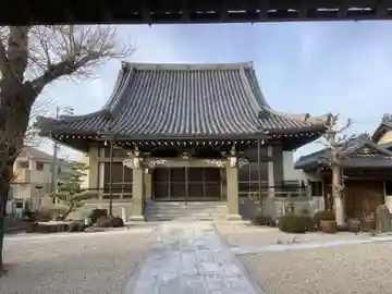 教圓寺の本殿・本堂
