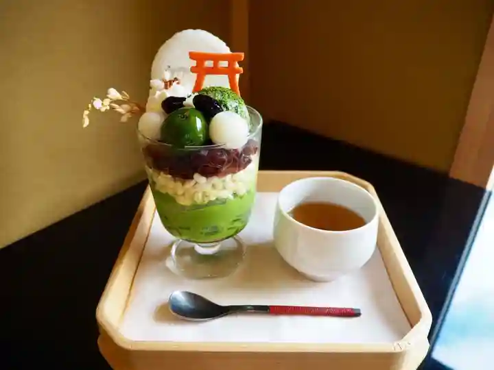 伏見稲荷大社の食事