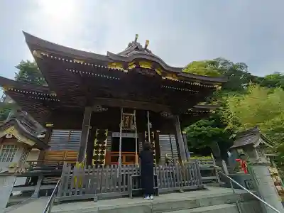 叶神社 (西叶神社)の{uncategorized: "未分類", other: "その他", undefined: "問題あり", building: "その他建物", grave: "お墓", sacred_gate: "鳥居", guardian: "狛犬", statue: "像", buddha: "仏像", history: "歴史", nature: "自然", garden: "庭園", animal: "動物", pagoda: "塔", temizu: "手水舎", mountain_gate: "山門・神門", sanctuary: "本殿・本堂", subordinate: "末社・摂社", art: "芸術", scenery: "景色", jizo: "地蔵", ema: "絵馬", goshuin: "御朱印", omikuji: "おみくじ", items: "授与品その他", amulet: "お守り", goshuincho: "御朱印帳", eats: "食事", festival: "お祭り", votive_dance: "神楽", shichigosan: "七五三参", wedding: "結婚式", experience: "体験その他", initially: "初詣", around: "周辺", anti_infection: "感染症対策"}