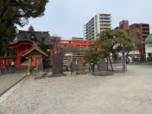 榴岡天満宮の{uncategorized: "未分類", other: "その他", undefined: "問題あり", building: "その他建物", grave: "お墓", sacred_gate: "鳥居", guardian: "狛犬", statue: "像", buddha: "仏像", history: "歴史", nature: "自然", garden: "庭園", animal: "動物", pagoda: "塔", temizu: "手水舎", mountain_gate: "山門・神門", sanctuary: "本殿・本堂", subordinate: "末社・摂社", art: "芸術", scenery: "景色", jizo: "地蔵", ema: "絵馬", goshuin: "御朱印", omikuji: "おみくじ", items: "授与品その他", amulet: "お守り", goshuincho: "御朱印帳", eats: "食事", festival: "お祭り", votive_dance: "神楽", shichigosan: "七五三参", wedding: "結婚式", experience: "体験その他", initially: "初詣", around: "周辺", anti_infection: "感染症対策"}