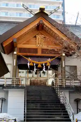 札幌祖霊神社の本殿・本堂