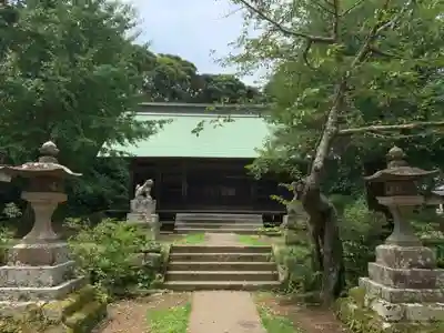 諏訪神社の本殿・本堂