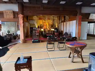 金前寺の{uncategorized: "未分類", other: "その他", undefined: "問題あり", building: "その他建物", grave: "お墓", sacred_gate: "鳥居", guardian: "狛犬", statue: "像", buddha: "仏像", history: "歴史", nature: "自然", garden: "庭園", animal: "動物", pagoda: "塔", temizu: "手水舎", mountain_gate: "山門・神門", sanctuary: "本殿・本堂", subordinate: "末社・摂社", art: "芸術", scenery: "景色", jizo: "地蔵", ema: "絵馬", goshuin: "御朱印", omikuji: "おみくじ", items: "授与品その他", amulet: "お守り", goshuincho: "御朱印帳", eats: "食事", festival: "お祭り", votive_dance: "神楽", shichigosan: "七五三参", wedding: "結婚式", experience: "体験その他", initially: "初詣", around: "周辺", anti_infection: "感染症対策"}