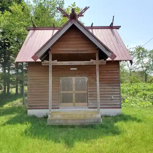 沼尻白旗神社の本殿