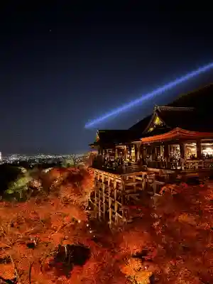 清水寺の{uncategorized: "未分類", other: "その他", undefined: "問題あり", building: "その他建物", grave: "お墓", sacred_gate: "鳥居", guardian: "狛犬", statue: "像", buddha: "仏像", history: "歴史", nature: "自然", garden: "庭園", animal: "動物", pagoda: "塔", temizu: "手水舎", mountain_gate: "山門・神門", sanctuary: "本殿・本堂", subordinate: "末社・摂社", art: "芸術", scenery: "景色", jizo: "地蔵", ema: "絵馬", goshuin: "御朱印", omikuji: "おみくじ", items: "授与品その他", amulet: "お守り", goshuincho: "御朱印帳", eats: "食事", festival: "お祭り", votive_dance: "神楽", shichigosan: "七五三参", wedding: "結婚式", experience: "体験その他", initially: "初詣", around: "周辺", anti_infection: "感染症対策"}